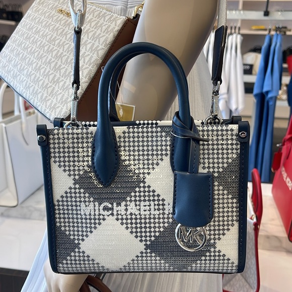 Michael Kors Mirella Extra-Small Logo Crossbody XBODY Shopper Bag
Navy 
NWT - Picture 15 of 16